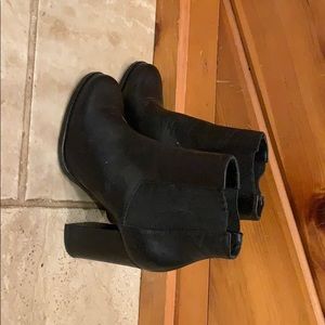 Maiden lane Boots wore only once